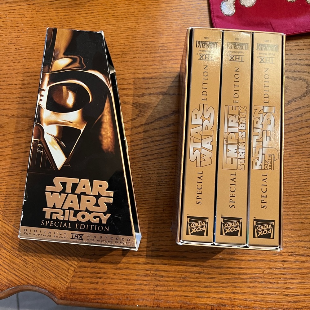 New Star Wars Trilogy Special Edition edges